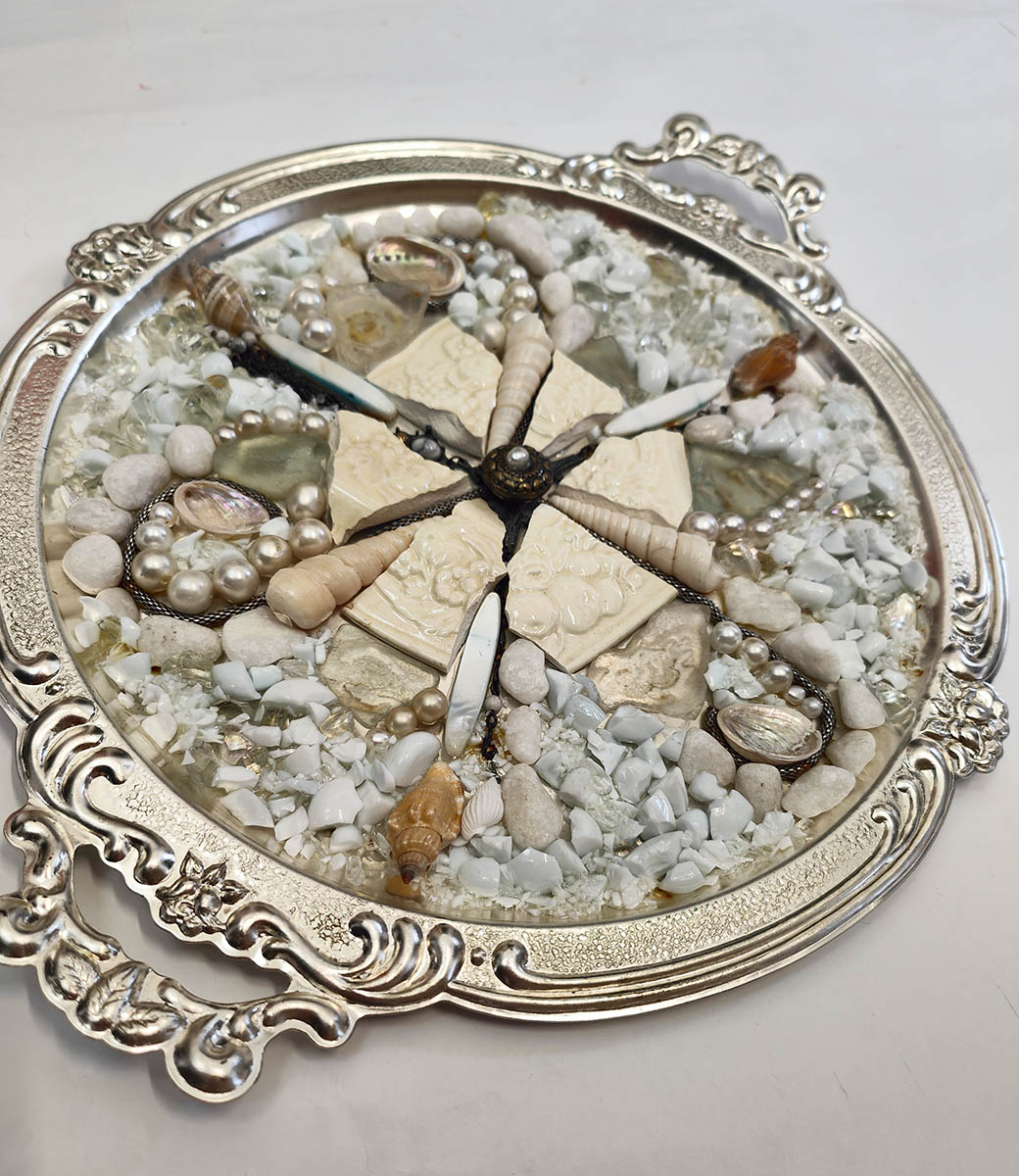 Mosaic in silver tray