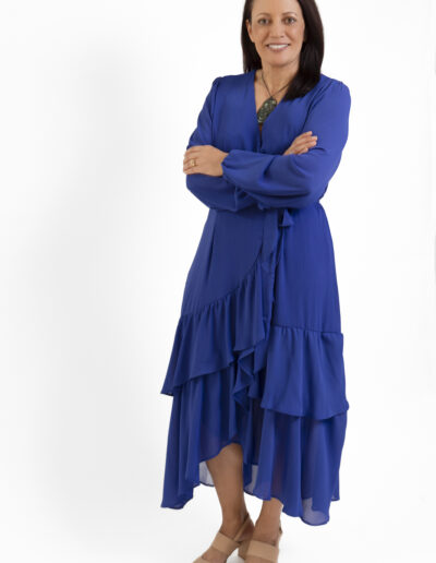 Headshot_Coorporate _native maori business woman_full body in royal blue dress